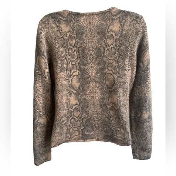 Ladies Mainbocher 2-Ply Cashmere Sweater Beige Animal Print Size Large - Picture 3 of 5